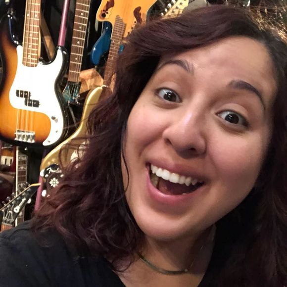 Meet your Posher, Alysia - Picture 1 of 1